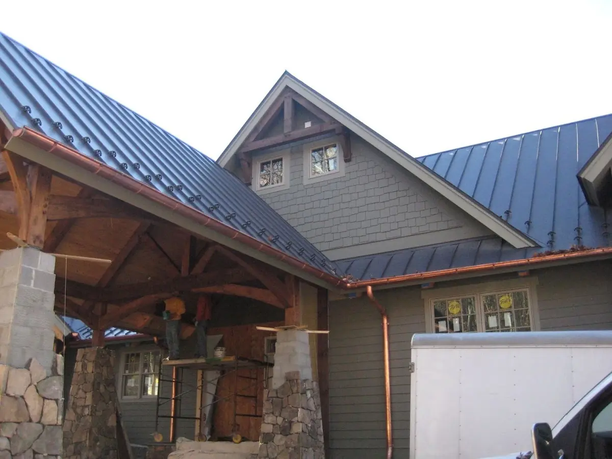 Craftsman Roofing team delivering quality roofing work in India
